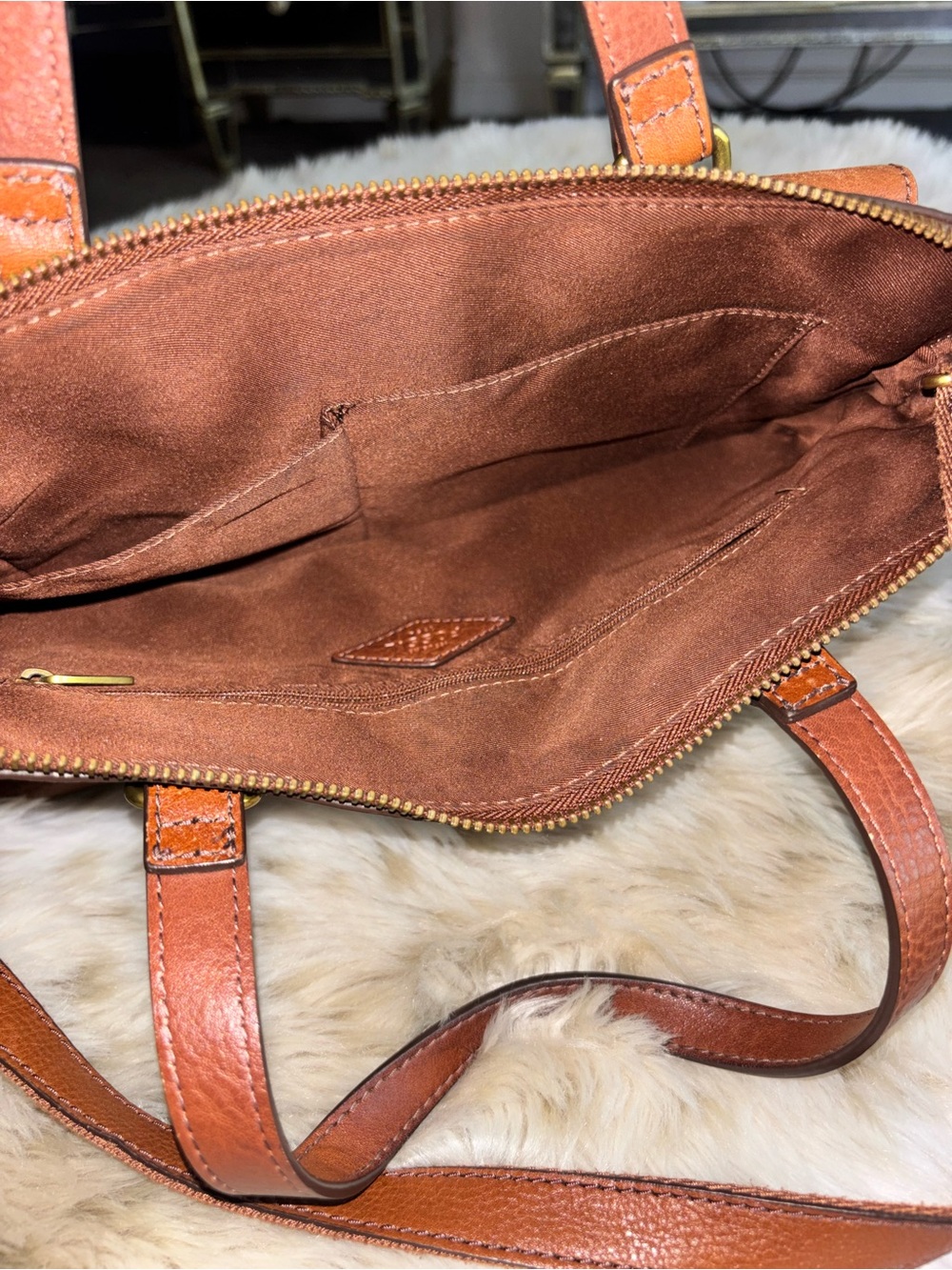 Fossil Tan/Brown Leather Satchel with Front Pocket - Picture 4 of 7